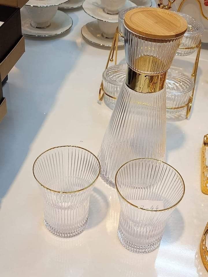 8 pcs glass kettle set 3
